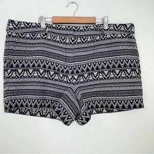 LOFT Womens Shorts Tribal Pattern Lining Black White Size 16